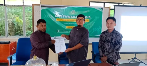 Musyawarah Kerja SMAIT Wildan Wahdah Islamiyah Mamuju Bahas Program Strategis Pendidikan